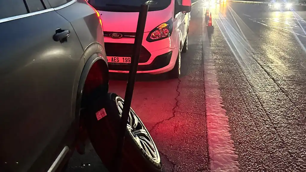 Mersin mobil lastikçi - seyyar lastik servisi