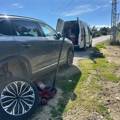 Mersin yol kenarı lastik değişimi